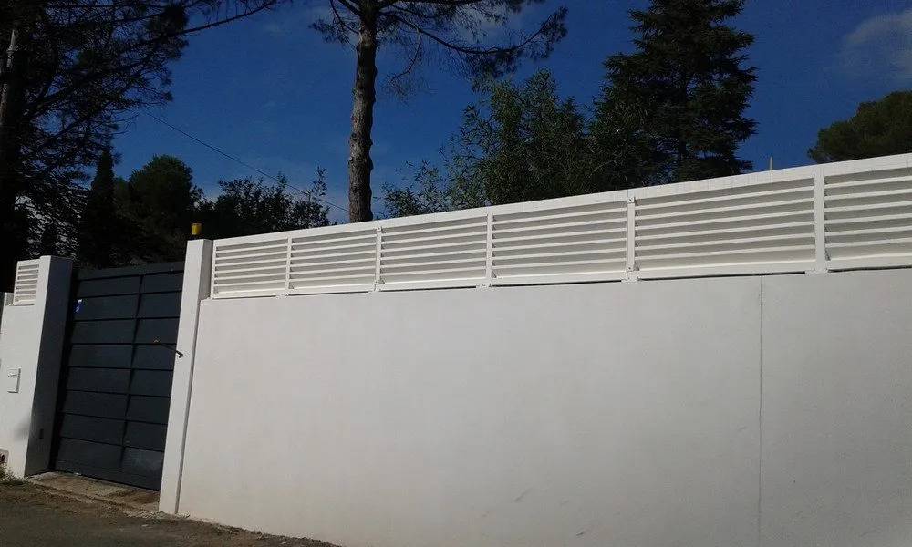 Réalisation brise vue mur