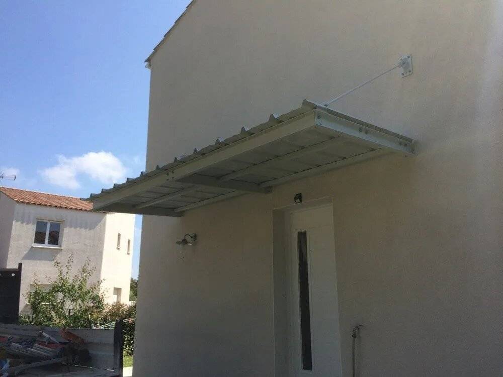 Réalisation pergolas porte d'entrée